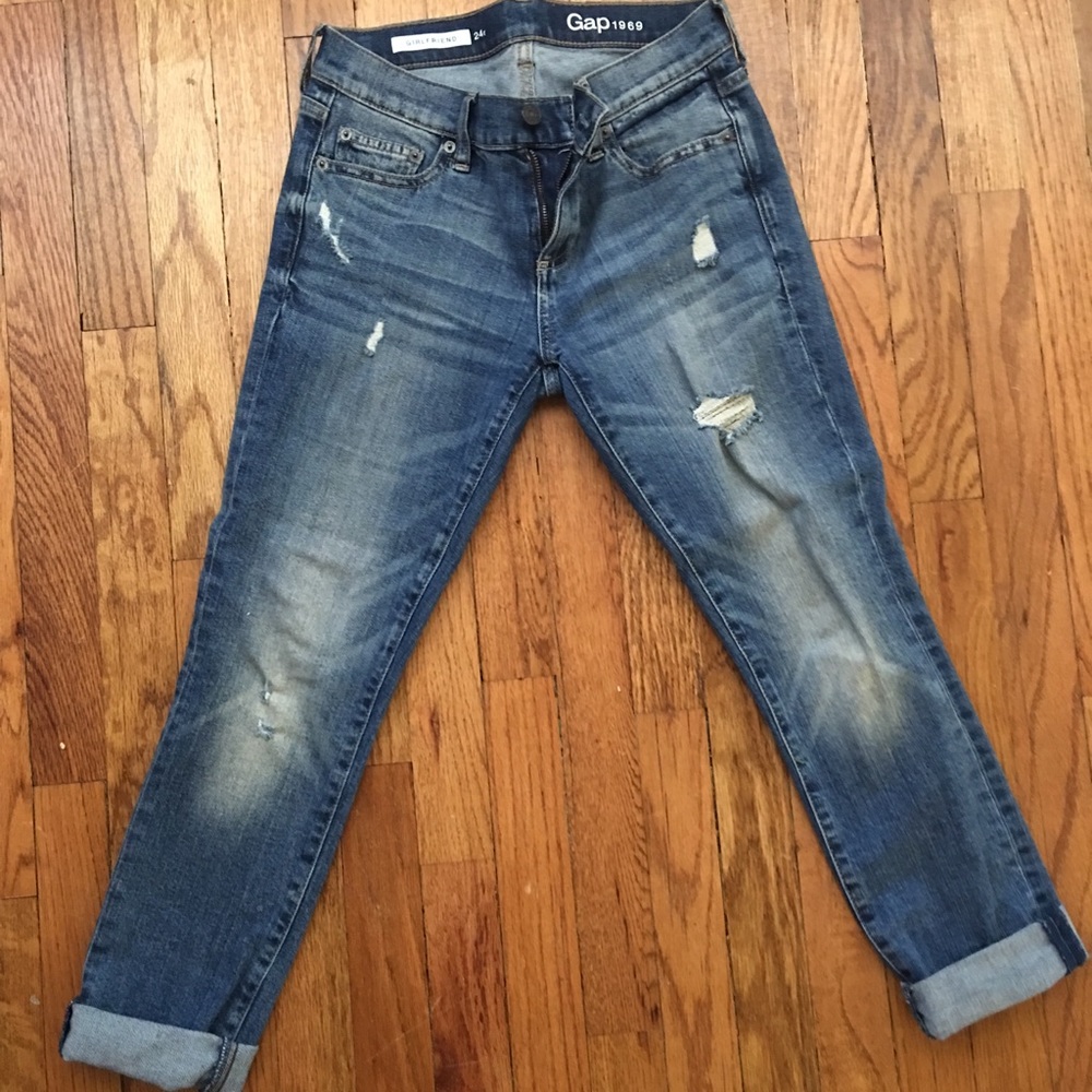 Gap girlfriend jeans. Size 24.